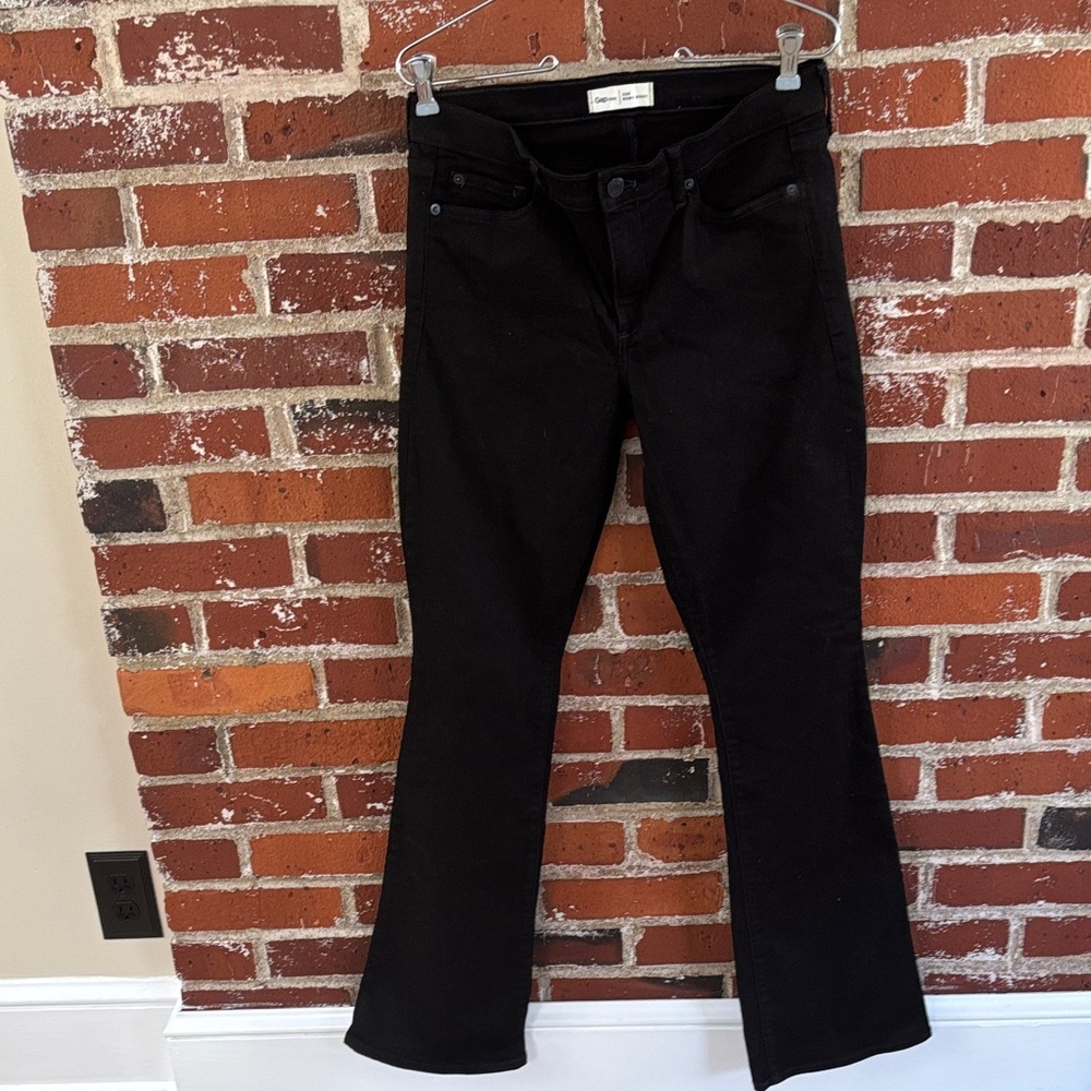 Women’s black denim boot jeans - worn once!